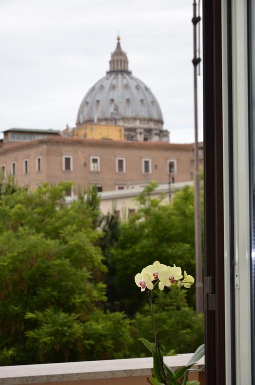 Un Caffe Sul Balcone 2 Apartment Rome Room photo